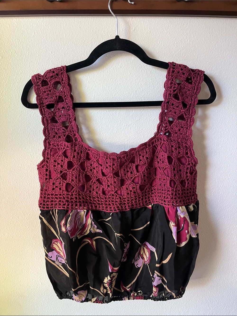 Chasing Unicorns 🥀 Crochet Silk Crepe Camisole {Wild Aster print} sz M - Picture 10 of 13